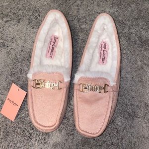 JUICY COUTURE BLUSH PINK MOCCASIN